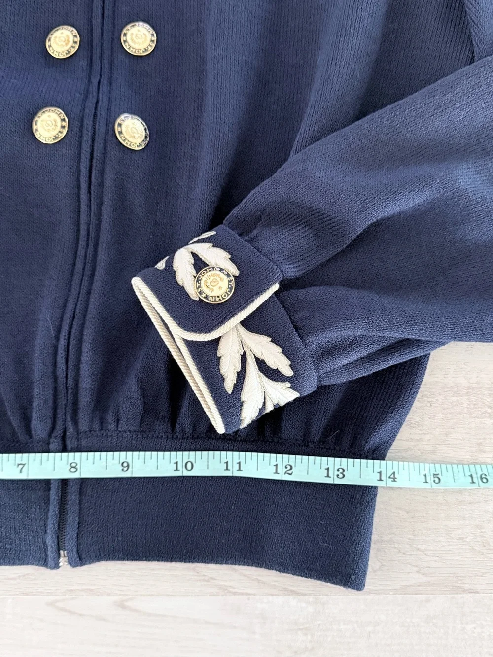 St. John Marie Gray Santana Knit Jacket Navy Embroidered Collar Gold Buttons S - Picture 8 of 12